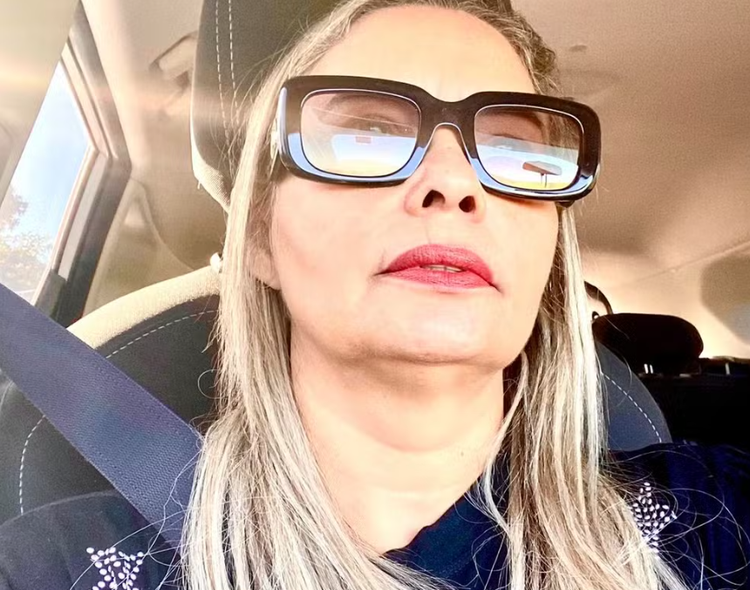 Valdenice Gomes Celestino Soares, de 53 anos, foi morta com pelo menos seis tiros.