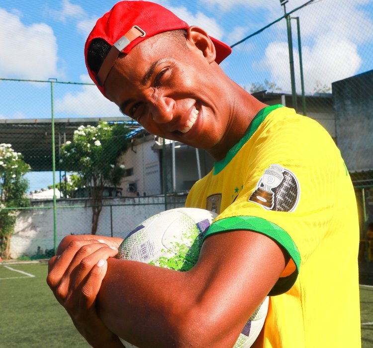 X1 é uma modalidade de futebol em que dois jogadores se enfrentam em um duelo um contra um