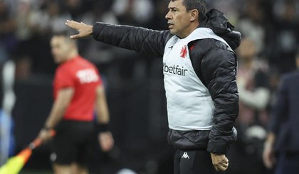 Derrotas, desgaste no vestiário e postura da equipe preocupam diretoria; confronto pela Sul-Americana pode definir o destino do técnico. (Foto: (Photo by Alexandre Schneider/Getty Images)) Derrotas, desgaste no vestiário e postura da equipe preocupam diretoria; confronto pela Sul-Americana pode definir o destino do técnico. (Foto: (Photo by Alexandre Schneider/Getty Images))