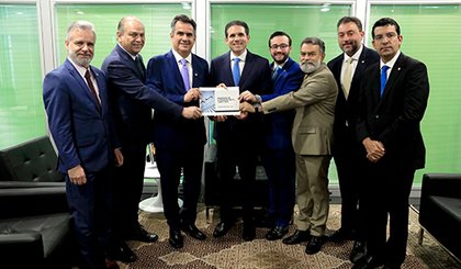Documento mantém isenção até R$5 mil e muda compensações da medida. (Foto: Progressistas) Documento mantém isenção até R$5 mil e muda compensações da medida. (Foto: Progressistas)