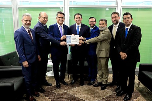 Documento mantém isenção até R$5 mil e muda compensações da medida.