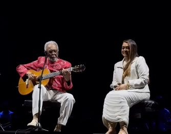 Em recuperação, Preta Gil canta “Drão” com o pai e emociona público no Allianz Parque