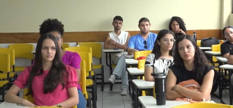 Estudantes da UFPI em Floriano temem atraso no período por falta de professores
