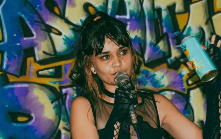 Gabriela Silva foi encontrada morta dentro de casa, em Parnaíba - (Reprodução / Redes Sociais)