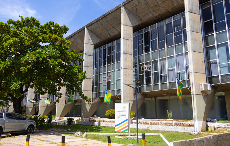 Governo do Piauí leiloa imóveis urbanos e rurais com lances online