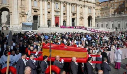 Papa Francisco enterrado em Roma (Foto: https://www.instagram.com/p/DIyuUxXuwgG/?img_index=2)