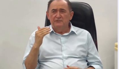 Posse dos novos secretários Elineuza Ramos e Jussinaldo Duarte (Foto: Instagram perfil do prefeito Antônio Reis) Posse dos novos secretários Elineuza Ramos e Jussinaldo Duarte (Foto: Instagram perfil do prefeito Antônio Reis)