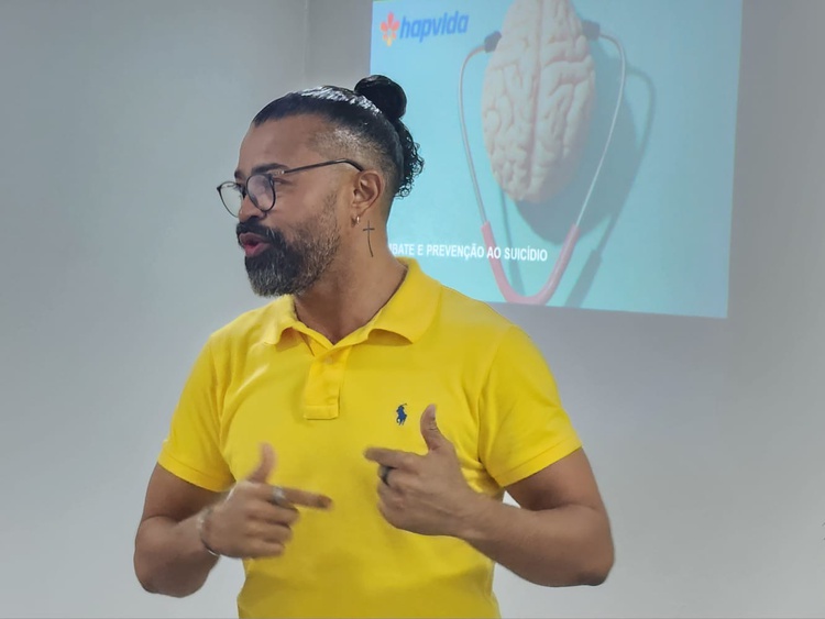 Psicólogo destaca a importância de preservar a saúde mental em meio à rotina