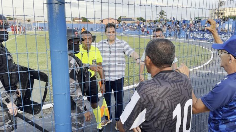 Raimundo David dos Reis Alves denuncia injúria racial em jogo da Série D de 2025