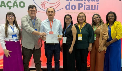 Semed de Floriano reforça compromisso com educação no Pacto 2025 (Foto: Divulgação)