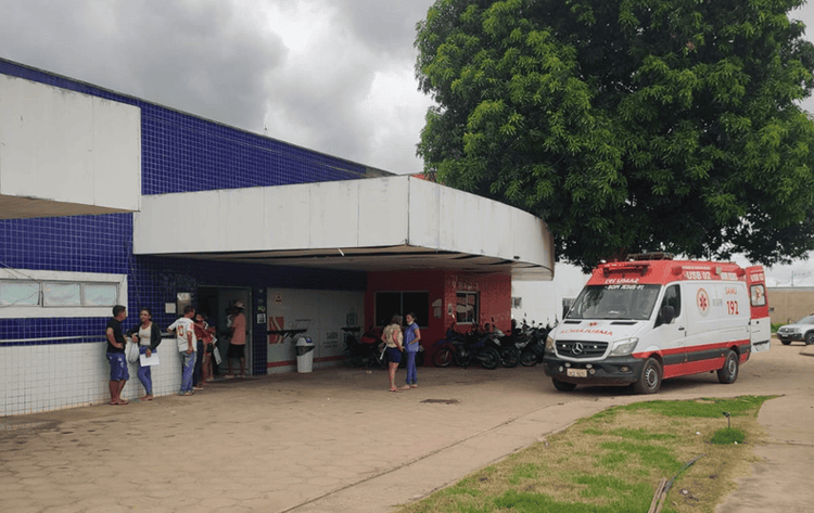 Ultrapassagem proibida causou colisão frontal entre carro e ônibus na BR-135