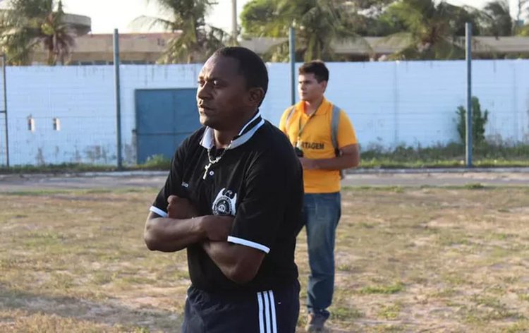 Vanin, treinador do Corisabbá no Campeonato Piauiense de 2013