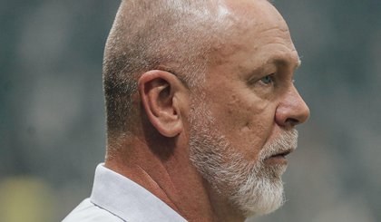 Vinte anos após sua primeira passagem pelo clube gaúcho, o técnico acertou o seu retorno e deve estrear na próxima quinta-feira (24). (Foto: LUCAS MERÇON / FLUMINENSE F.C.) Vinte anos após sua primeira passagem pelo clube gaúcho, o técnico acertou o seu retorno e deve estrear na próxima quinta-feira (24). (Foto: LUCAS MERÇON / FLUMINENSE F.C.)
