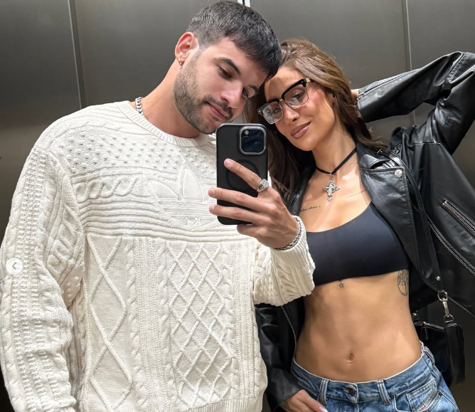 Casal compartilha momentos íntimos e declarações nas redes sociais