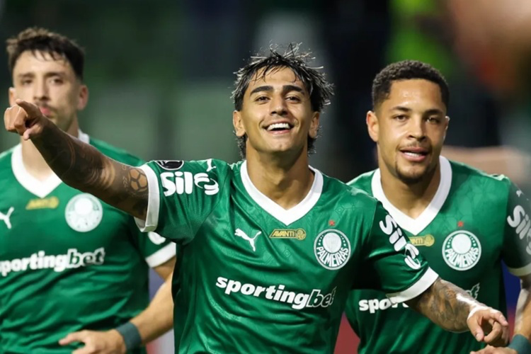 Com gols de Murilo e Facundo Torres, Verdão domina Bolívar e garante vantagem no mata-mata