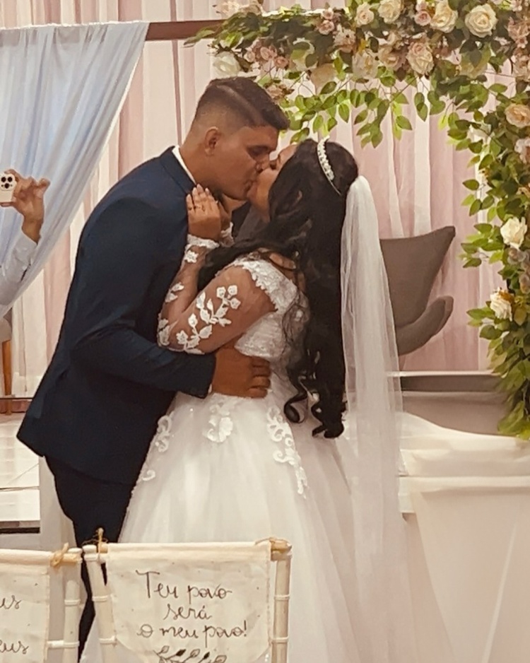 Entre encontros, risos e planos, nasceu uma história que agora ganha um novo capítulo: o casamento.