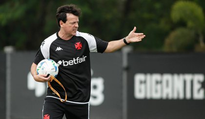 Fernando Diniz em treino do Vasco (Foto: Matheus Lima / Vasco)