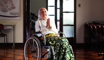 Freira brasileira mais velha do mundo, Inah Canabarro Lucas morre aos 116 anos (Foto: Divulgação/Carlos Macedo) Freira brasileira mais velha do mundo, Inah Canabarro Lucas morre aos 116 anos (Foto: Divulgação/Carlos Macedo)