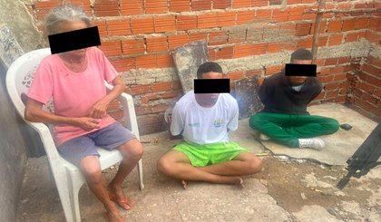 Idosa e netos presos em operação. (Foto: Divulgação: Polícia Civil do Piauí) Idosa e netos presos em operação. (Foto: Divulgação: Polícia Civil do Piauí)