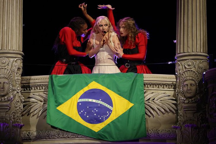 Lady Gaga em show na Praia de Copacabana
