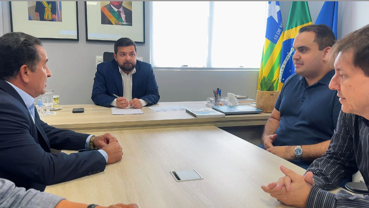 Lula participa de celebração do fim da 2ª Guerra ao lado de Putin em Moscou