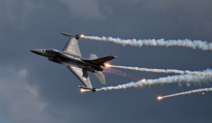Caça F-16 ucraniano. (Foto: Gerado por IA) Caça F-16 ucraniano. (Foto: Gerado por IA)