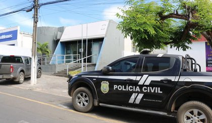Delegacia da Polícia Civil em Floriano (Foto: Andrê Nascimento/ g1 PI) Delegacia da Polícia Civil em Floriano (Foto: Andrê Nascimento/ g1 PI)