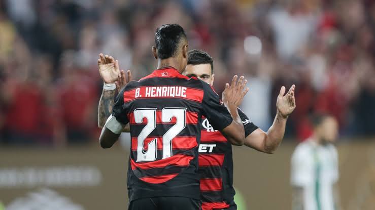 Flamengo busca liderança do Grupo D para garantir vaga na próxima fase