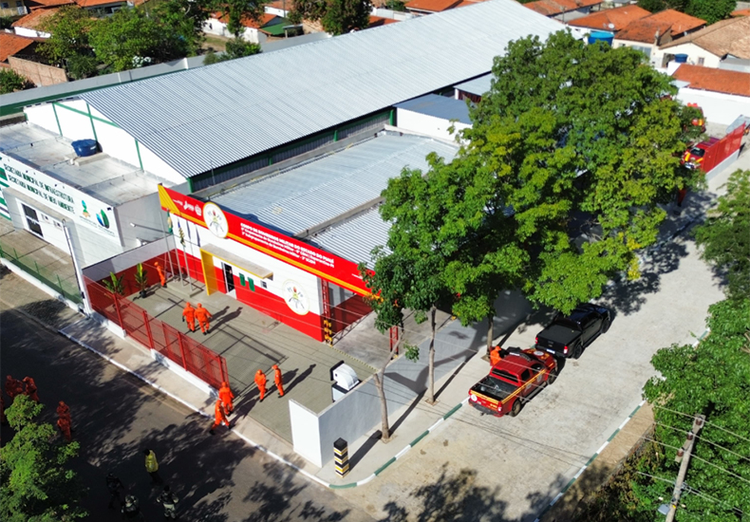 Governo inaugura nova sede dos Bombeiros em Esperantina (PI)