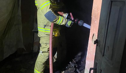 Incêndio atinge casa em Picos; ninguém estava no local (Foto: Reprodução / Corpo de Bombeiros) Incêndio atinge casa em Picos; ninguém estava no local (Foto: Reprodução / Corpo de Bombeiros)