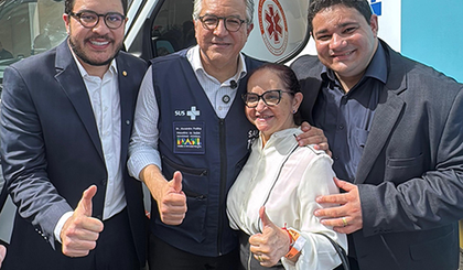 Jadyel Alencar participa de entrega de ambulâncias do SAMU para o Piauí (Foto: Divulgação) Jadyel Alencar participa de entrega de ambulâncias do SAMU para o Piauí (Foto: Divulgação)
