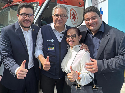 Jadyel Alencar participa de entrega de ambulâncias do SAMU para o Piauí