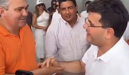 Maurício Bezerra destaca protagonismo de Floriano durante plenária do “Diálogos pelo Piauí” com Rafael Fonteles (Foto: instagram Maurício Bezerra) Maurício Bezerra destaca protagonismo de Floriano durante plenária do “Diálogos pelo Piauí” com Rafael Fonteles (Foto: instagram Maurício Bezerra)
