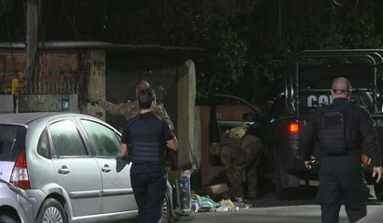 Quatro pessoas são presas em operação em 8 estados e no DF contra quadrilha que compartilhava imagens íntimas de menores em redes sociais (Foto: Reprodução/ TV Globo)