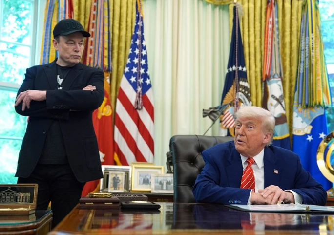 Trump quer se desfazer de Tesla após briga pública com Elon Musk