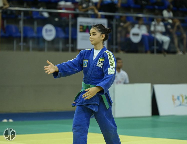 Yasmin conta com um apoio fundamental: o Bolsa Atleta do Piauí, programa executado pela Secretaria dos Esportes.
