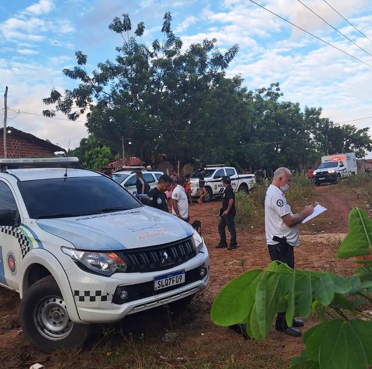 Casal é morto em Alto Longá; suspeita de disputa por tráfico de drogas.