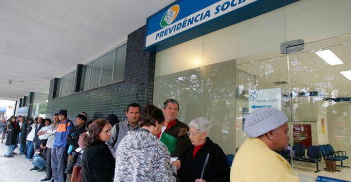 INSS inicia devolução de valores descontados indevidamente.