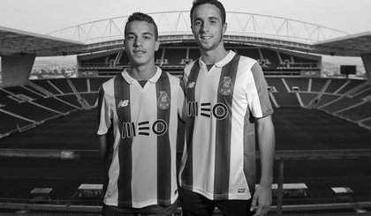 Irmãos Diogo Jota e André Silva serão homenageados na estreia do Liverpool (Foto: Divulgação / Porto) Irmãos Diogo Jota e André Silva serão homenageados na estreia do Liverpool (Foto: Divulgação / Porto)