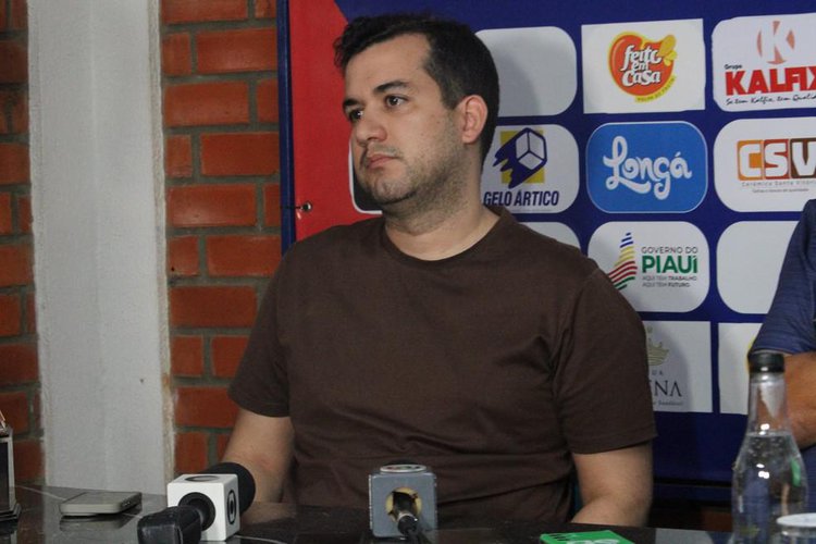 Jackson Nogueira, presidente do Piauí, fala sobre planos para contratação de novo treinador.