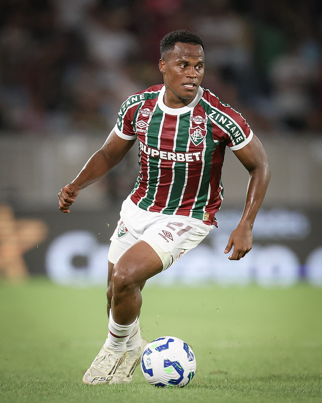 Jhon Arias é vendido ao Wolverhampton por R$ 100 mi; Flu mantém 10%