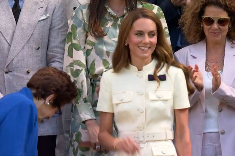 Kate Middleton é ovacionada em Wimbledon após vencer batalha contra o câncer