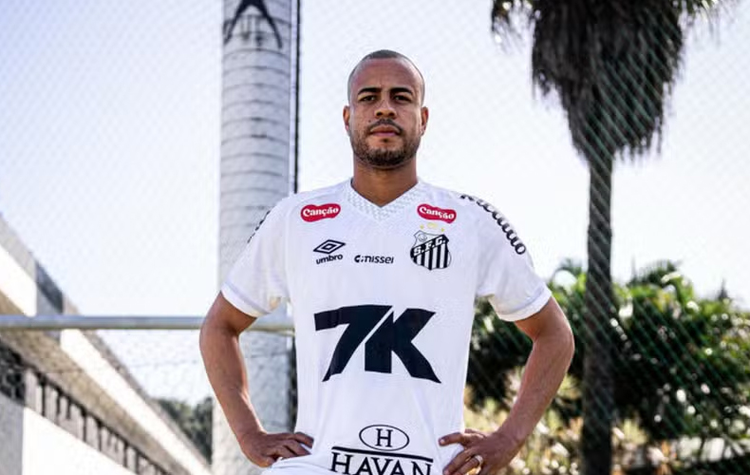 Lateral Mayke deixa o Palmeiras após nove anos e é anunciado como novo reforço do Santos até 2027
