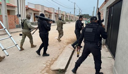 Operação mira mulheres suspeitas de integrar facção criminosa no Piauí (Foto: Divulgação/SSP-PI) Operação mira mulheres suspeitas de integrar facção criminosa no Piauí (Foto: Divulgação/SSP-PI)
