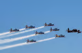 Piloto se ejetou com sucesso após colisão entre aeronaves da Esquadrilha da Fumaça no interior de SP (Foto: Reprodução) Piloto se ejetou com sucesso após colisão entre aeronaves da Esquadrilha da Fumaça no interior de SP (Foto: Reprodução)