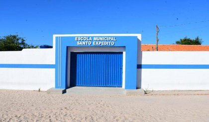 Prefeitura entrega escola completamente reformada à comunidade Exu. (Foto: Divulgação / Prefeitura Municipal de Floriano)