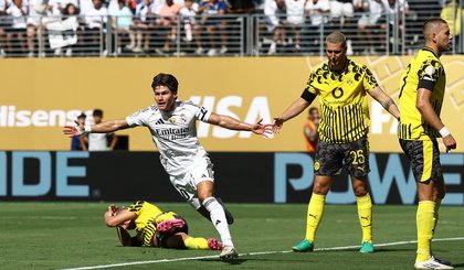 Real vence Dortmund por 3x2 e encara PSG na semifinal do Mundial (Foto: Reuters/Folhapress) Real vence Dortmund por 3x2 e encara PSG na semifinal do Mundial (Foto: Reuters/Folhapress)
