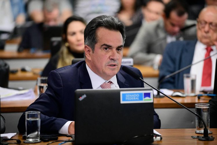 Senador Ciro Nogueira faz críticas ao Governo Lula.