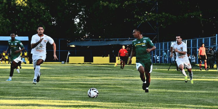 Altos vence e avança às oitavas de final da Série D.