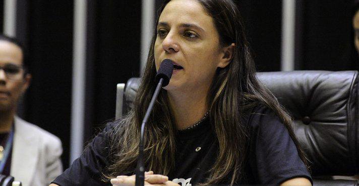 Atualmente, os bancos brasileiros podem desconsiderar as sanções da Lei Magnitsky, desde que encerrem suas operações nos Estados Unidos e aceitem as consequências, como a perda de visto de entrada para seus diretores no país.
